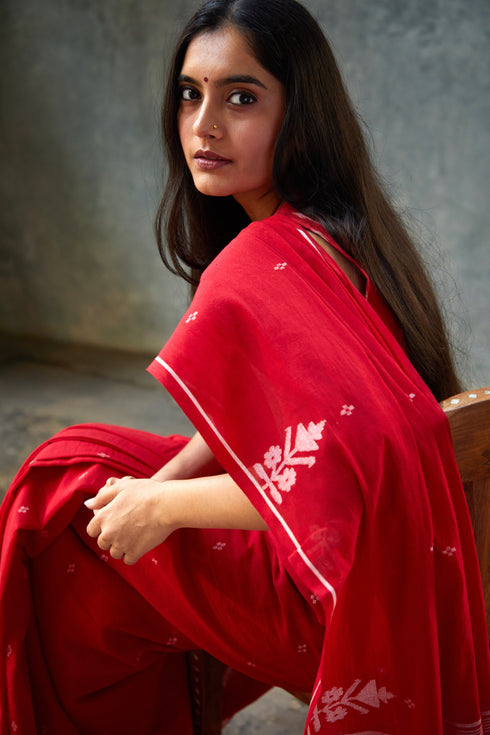Handwoven Red Bengal Jamdani Saree